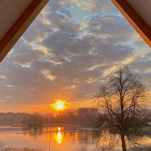 Sonnenaufgang am See