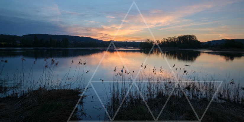 Vor Sonnenaufgang am See